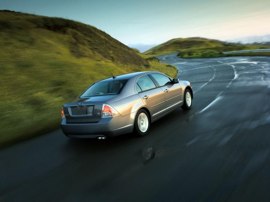  Ford Fusion 2005 года  (фото 15 из 35)